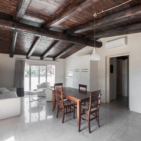 Liscia Country Relais Guest House Sant'Antonio di Gallura Luaran gambar