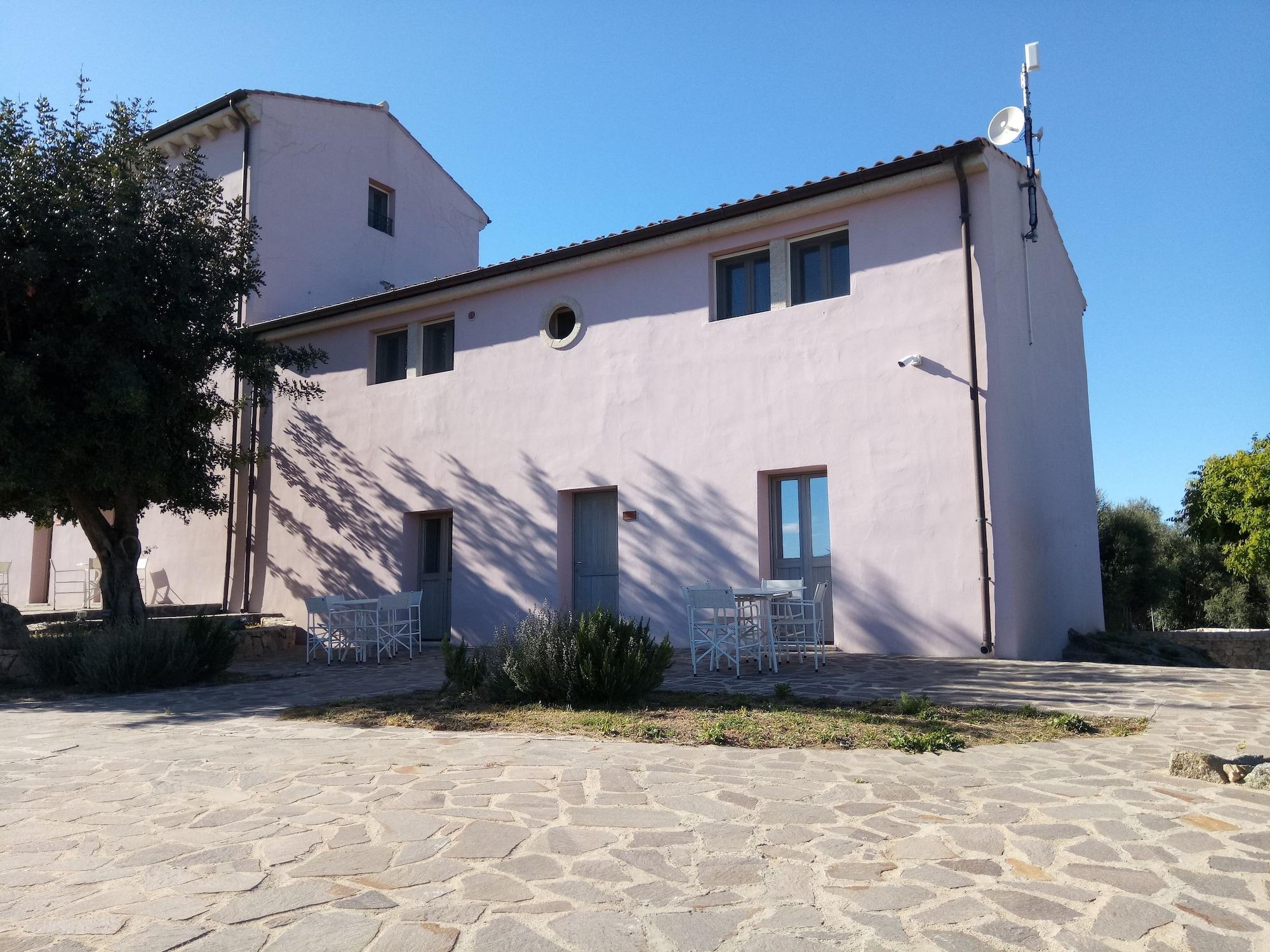 Liscia Country Relais Guest House Sant'Antonio di Gallura Luaran gambar