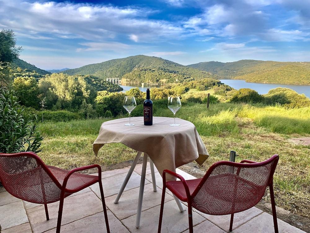 Liscia Country Relais Guest House Sant'Antonio di Gallura Luaran gambar
