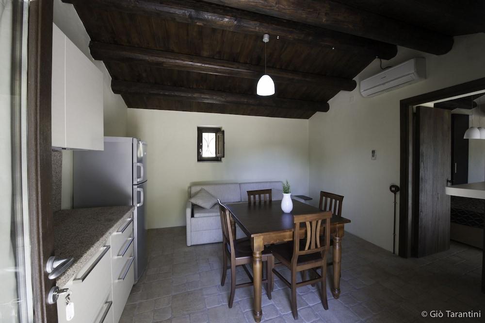 Liscia Country Relais Guest House Sant'Antonio di Gallura Luaran gambar