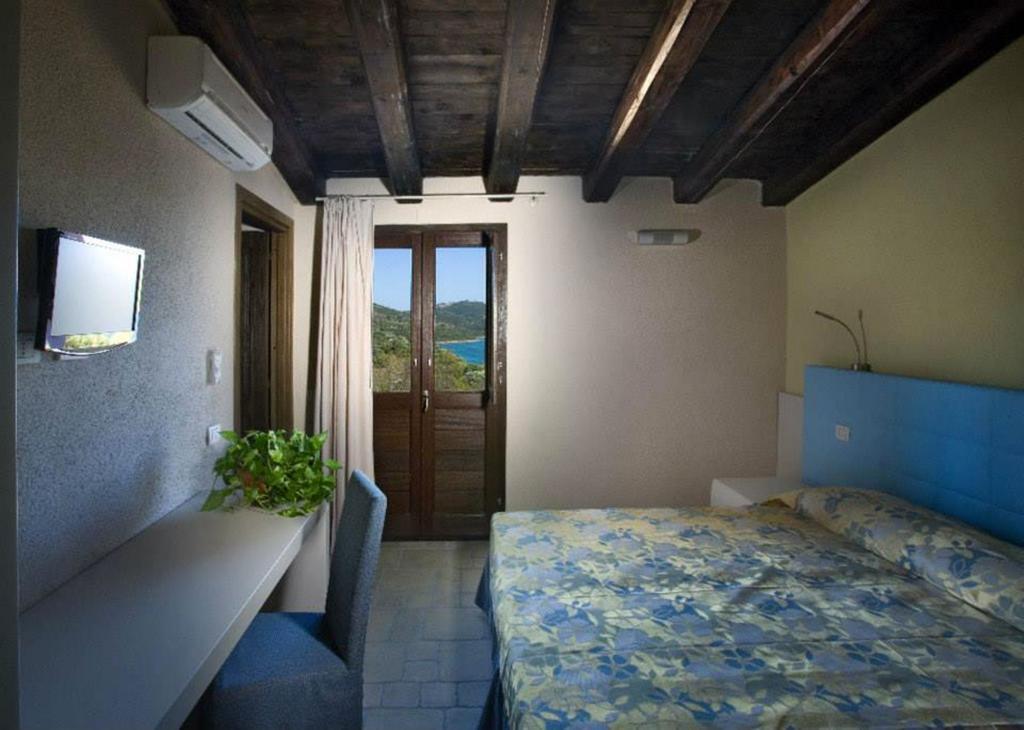 Liscia Country Relais Guest House Sant'Antonio di Gallura Bilik gambar
